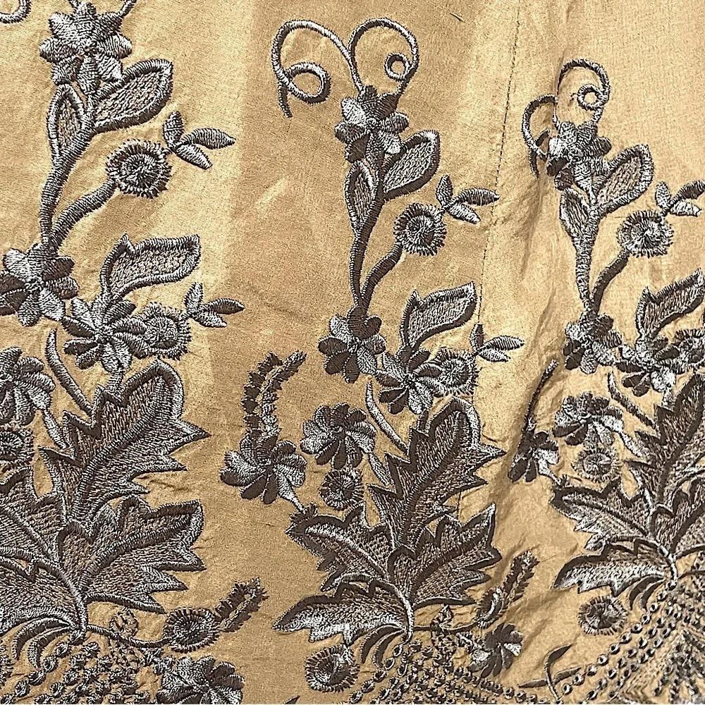 Sundance 100% Silk Embroidered Maxi Skirt Gray Floral Boho Romantic Size 4 - Picture 8 of 9